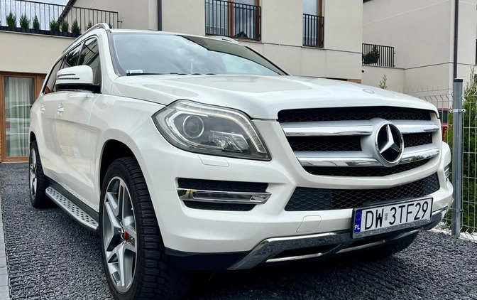 Mercedes-Benz GL cena 139000 przebieg: 253413, rok produkcji 2013 z Murowana Goślina małe 781